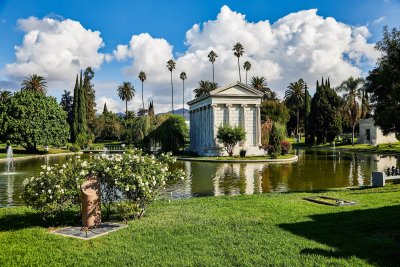 Hollywood Forever Cemetery — photo 1 of 4