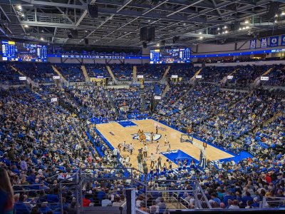 Chaifetz Arena — photo 2 of 4