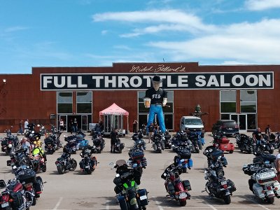 Full Throttle Saloon — photo 3 of 4