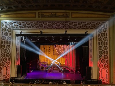 Taft Theatre — photo 1 of 4