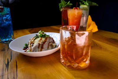 Mamajuana Lounge & Bar — photo 4 of 4