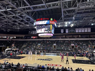 HEB Center at Cedar Park — photo 2 of 4