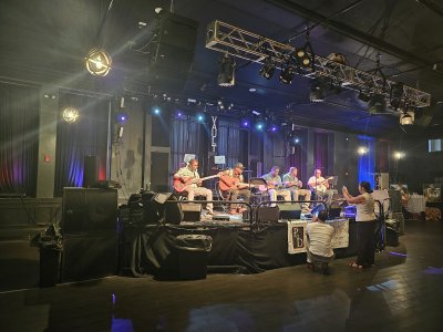 The Vault Music Hall & Pub At Greasy Luck — photo 3 of 4