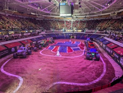 North Charleston Coliseum — photo 2 of 4