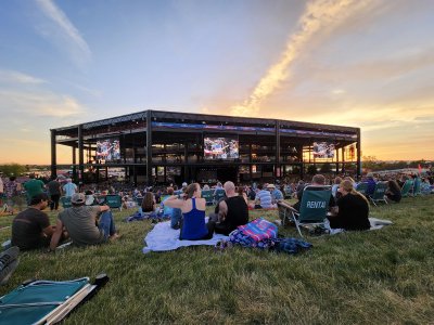 Credit Union 1 Amphitheatre — photo 1 of 4
