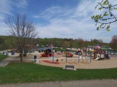 Lakefront Park — photo 2 of 4