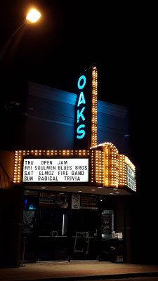 Oaks Theater — photo 3 of 4