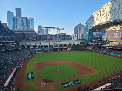 Daikin Park — photo 1 of 4