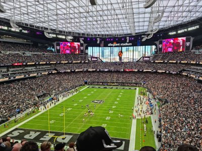 Allegiant Stadium — photo 1 of 4