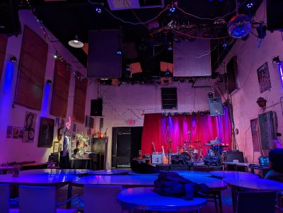 Red Light Cafe — photo 2 of 4
