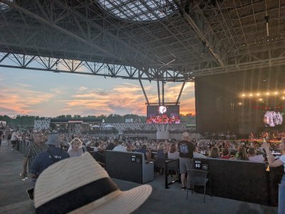 Morton Amphitheater — photo 3 of 4