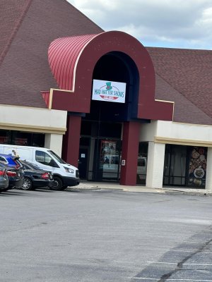 Mad Hatter Shows and Event Center — photo 2 of 4