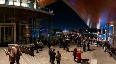 Broad Stage At Santa Monica — photo 4 of 4