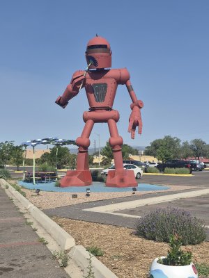 Meow Wolf — photo 4 of 4