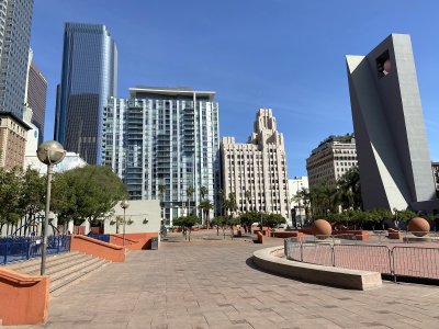Pershing Square — photo 1 of 4