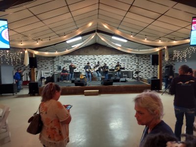 The Oaks Event Center — photo 2 of 4
