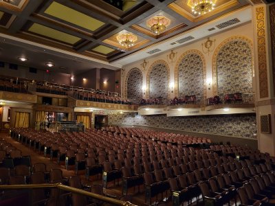 Lincoln Theatre — photo 1 of 4