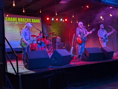 Hoot's Pub — photo 3 of 4