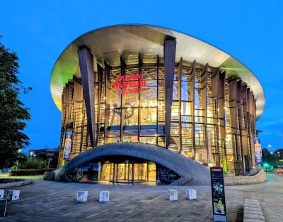 Aylesbury Waterside Theatre — photo 3 of 4