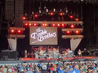 Cascades Amphitheater — photo 4 of 4