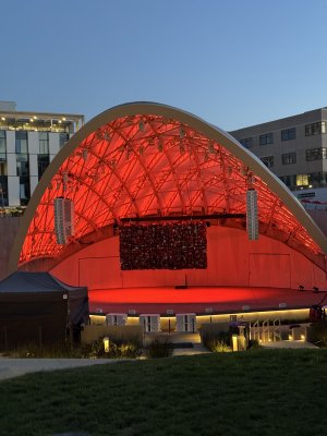 Epstein Family Amphitheater — photo 4 of 4