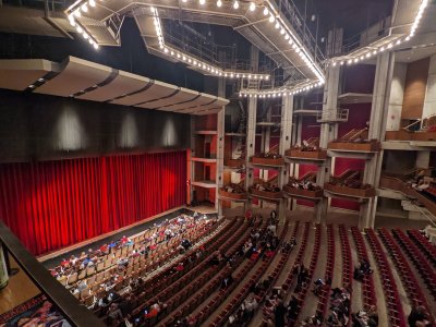 Crouse Hinds Theater - Mulroy Civic Center At Oncenter — photo 3 of 4