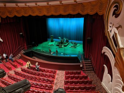 Colonial Theatre — photo 2 of 4