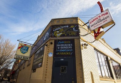 Carol's Pub — photo 1 of 4