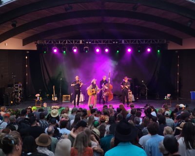 Greenfield Lake Amphitheater — photo 4 of 4
