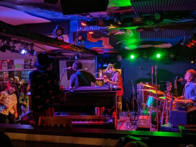 Moe's Alley — photo 2 of 4