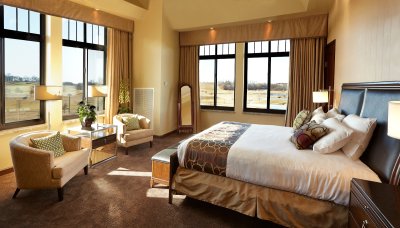 Riverside Casino & Golf Resort — photo 2 of 4
