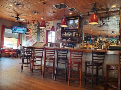 Proud Larry's — photo 3 of 4