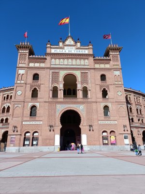 Las Ventas — photo 1 of 4