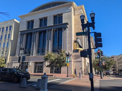 Ann & David Hicks Auditorium at Jacksonville Public Library — photo 3 of 4
