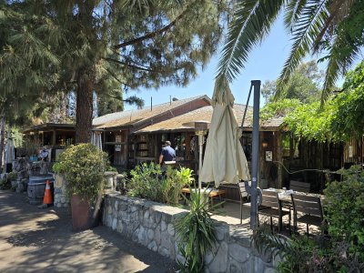 Ojai Deer Lodge — photo 4 of 4