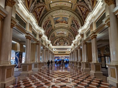 Venetian Theatre At the Venetian Hotel Las Vegas — photo 4 of 4