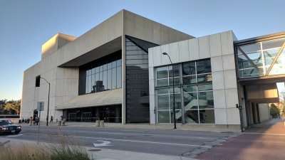 Des Moines Civic Center — photo 2 of 4