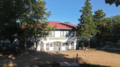 Wildwood Springs Lodge — photo 1 of 4