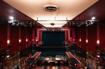Hollywood Theatre — photo 2 of 4