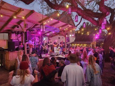 Colonial Oak Music Park — photo 3 of 4