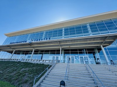 Texas Trust CU Theatre at Grand Prairie — photo 2 of 4