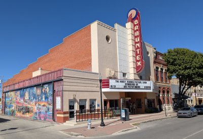 Brauntex Performing Arts Theatre — photo 2 of 4