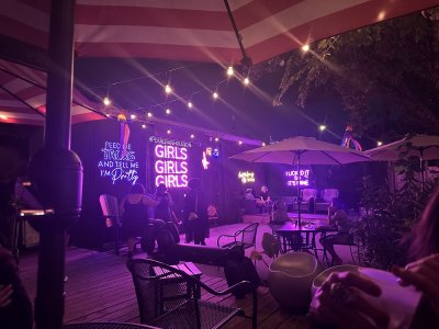 Pearl Bar — photo 4 of 4