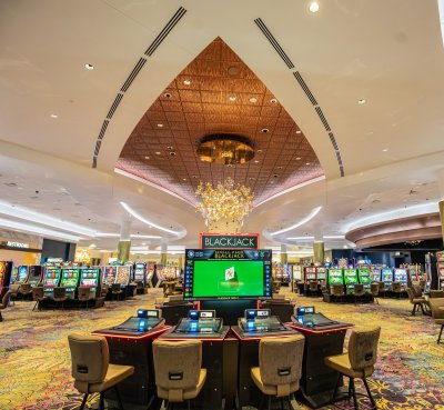 Walker's Bluff Casino Resort — photo 3 of 4