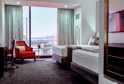 Ahern Luxury Boutique Hotel — photo 2 of 4
