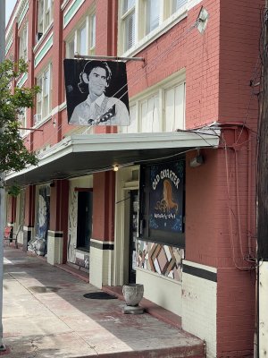 Old Quarter Acoustic Cafe — photo 4 of 4
