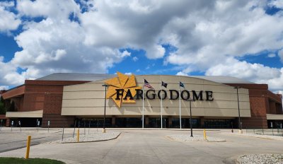 Fargodome — photo 3 of 4
