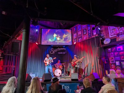 Sportsmen's Tavern — photo 4 of 4