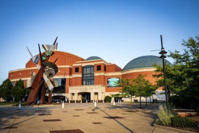 Clay Center — photo 1 of 4