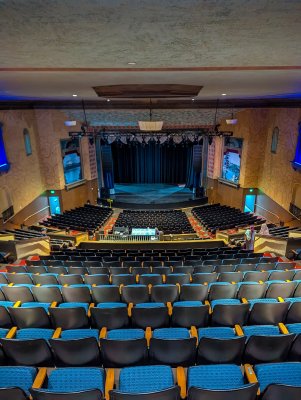 Holly Theatre — photo 2 of 4